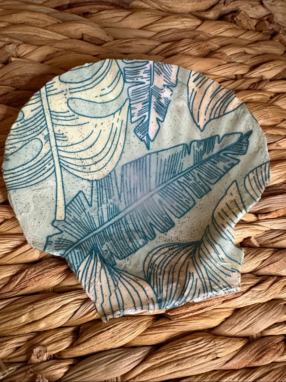 Hand Crafted Teal and Cream Botanical Leaf Shell Accent Dish